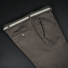 Pantaloni casual bărbați Confex - Maro