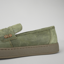 Pantofi bărbătești din piele - DeVille - Verde - Velur Wax Effect