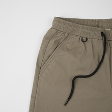 Pantaloni scurți pentru bărbați - ARES - Tropic MOOD - Maro